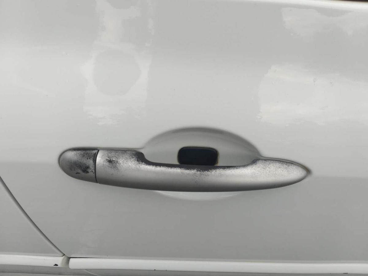 Renault Clio 3 original Tür vorn rechts OV369 Weiß 3-Türer Rohbau Bj.2009